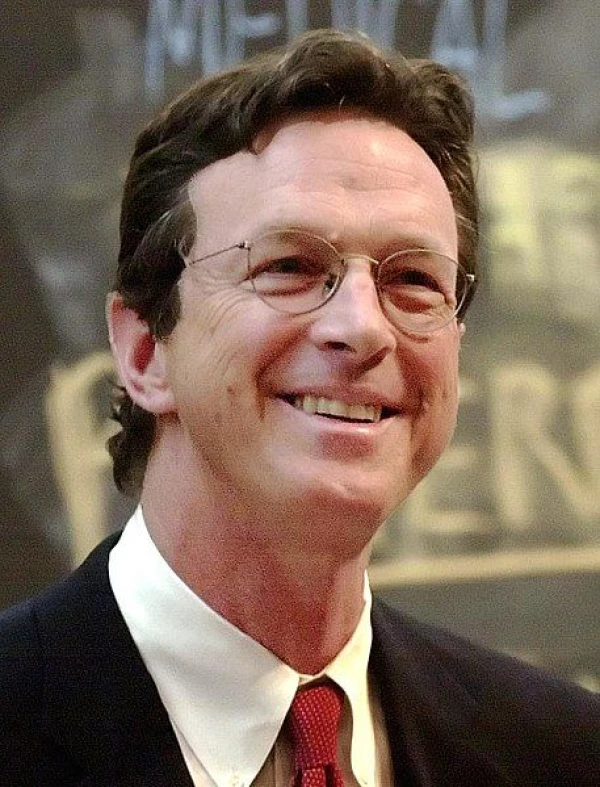 <strong>Michael Crichton</strong>. Afbeelding van Jon Chase.